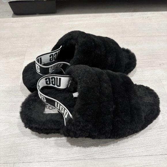 UGG Fluff Yeah Ruby Black Slippers- Size 9 - Picture 2 of 9